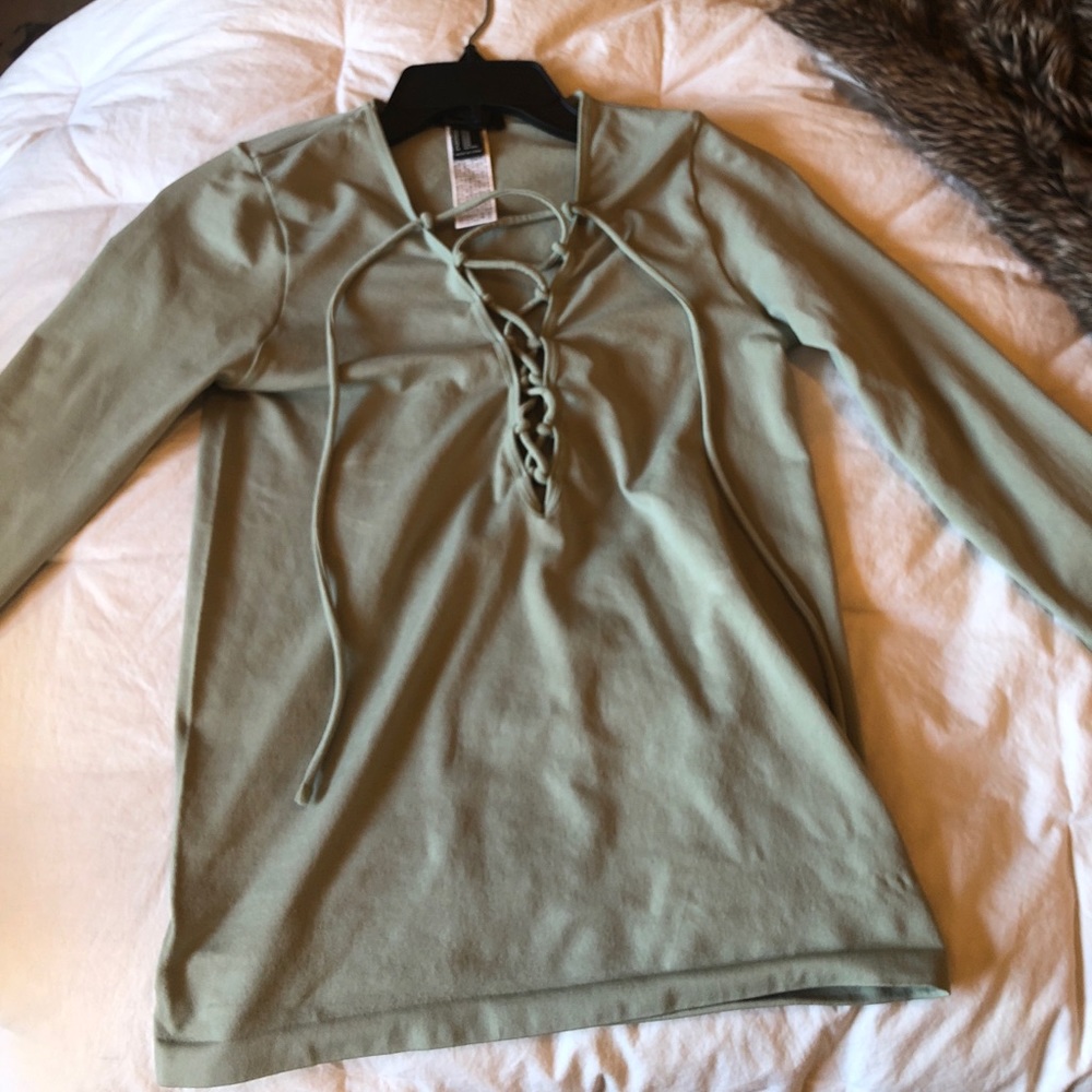 Long Sleeve Tight Lace Up Top